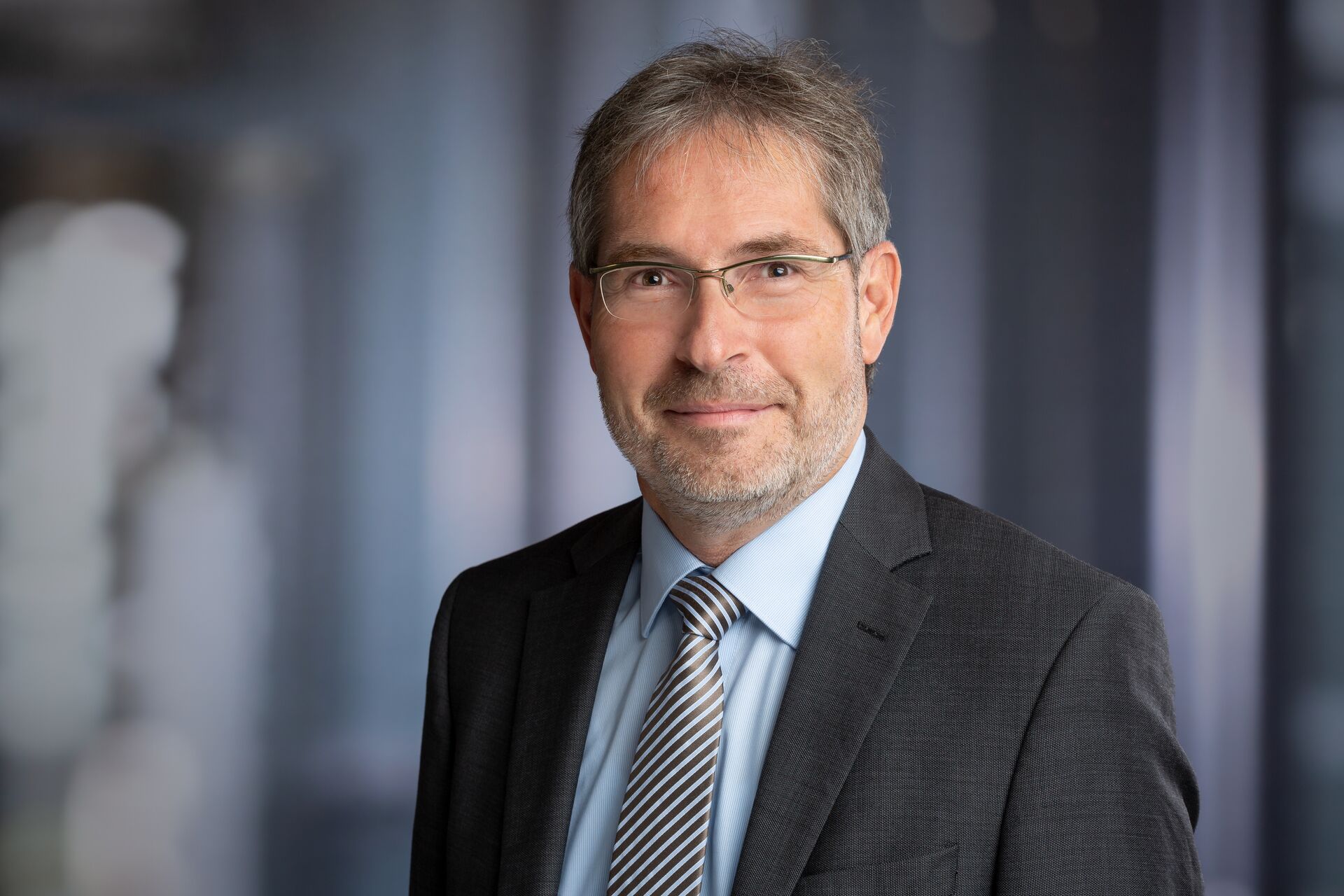 Uwe Thierbach - Ihr Fachmann für Kapitalanlagen und Versicherungen